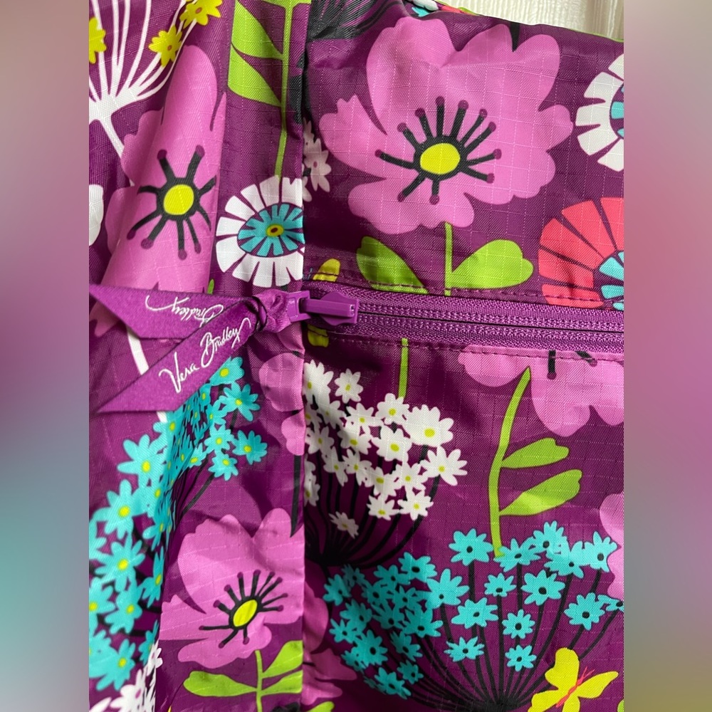 Vera Bradley Duffle Bag Fold Up Nylon Flutterby Purple Butterfly Travel Gym - Picture 3 of 9